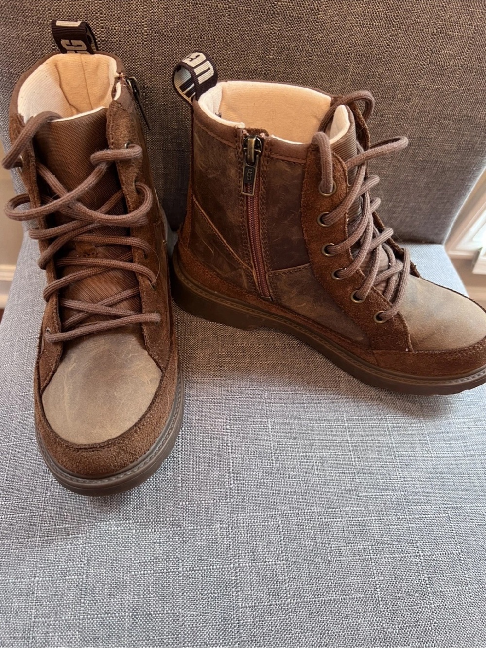 Ugg Brown Lace-Up Zip-Front Casual Boots